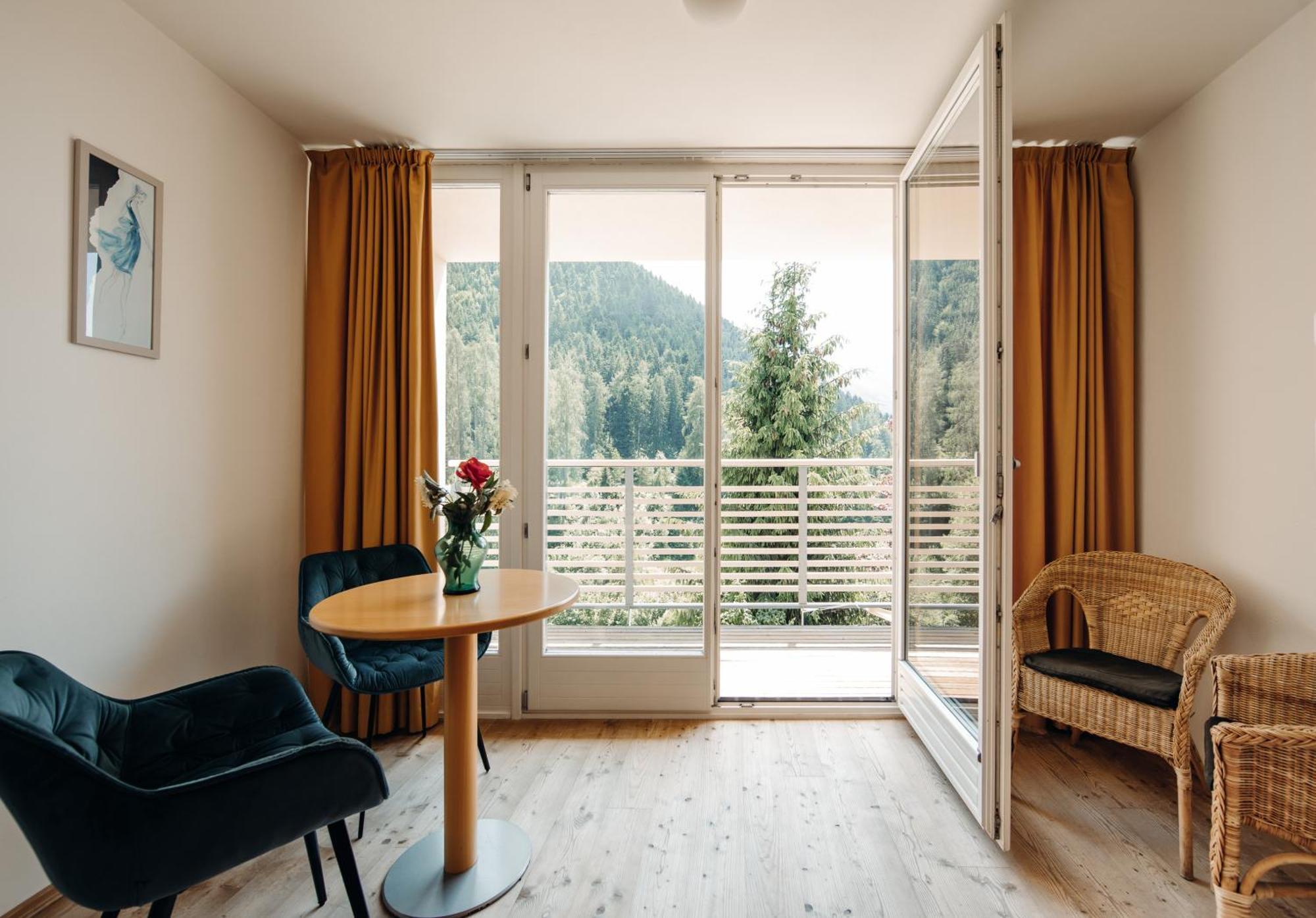 Hotel Ludwigshof & Luvina Тродена Номер фото